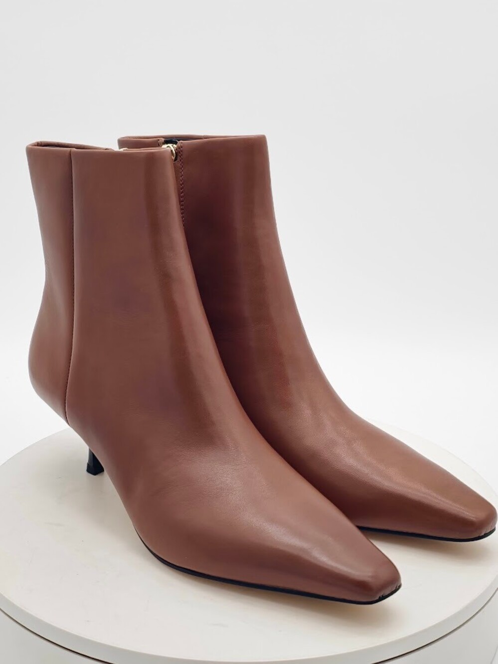 Marc Fisher LTD Kiona Brown Ankle Boots Women 8.5 M Pointed Toe Kitten Heel NEW